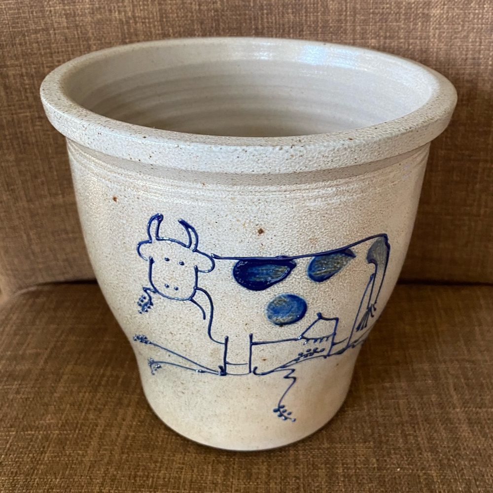 1992 D. Eldreth Salt Glaze Stoneware Crock Cobalt Blue Cow Nottingham PA 7” Tall